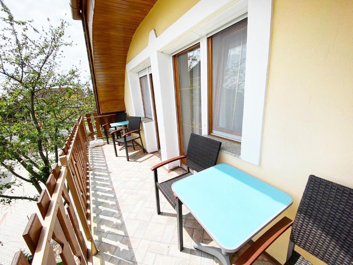 Apartman Siesta Buek - Buekfuerdo Extérieur photo