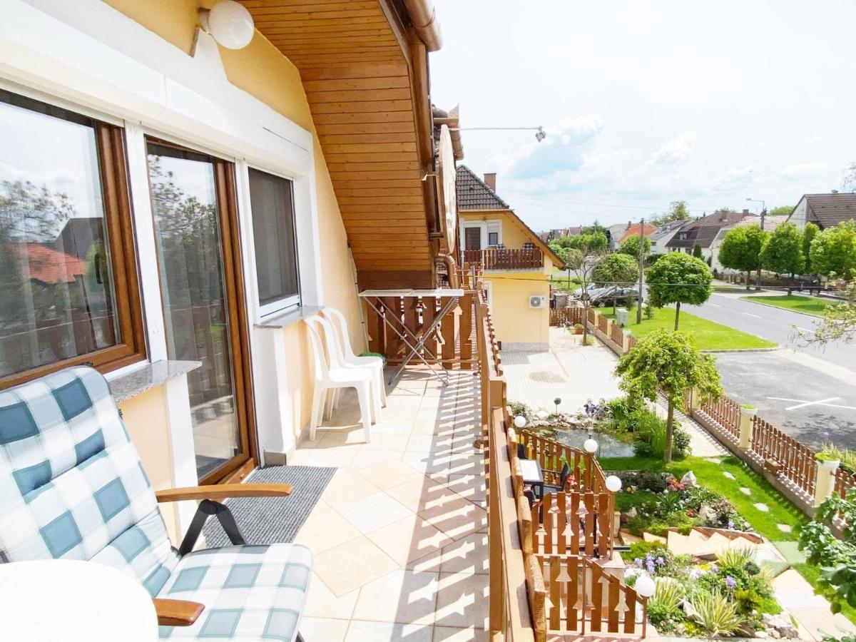 Apartman Siesta Buek - Buekfuerdo Extérieur photo