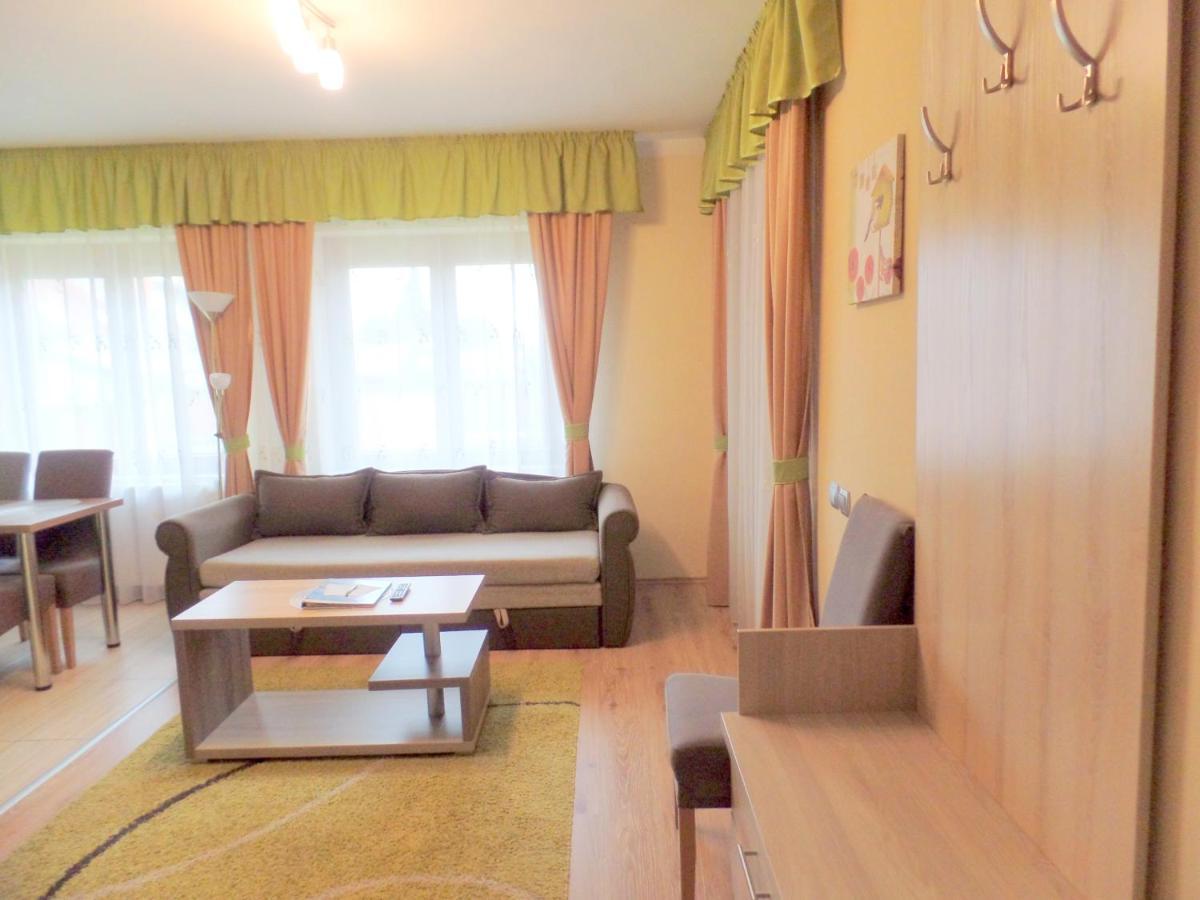 Apartman Siesta Buek - Buekfuerdo Extérieur photo