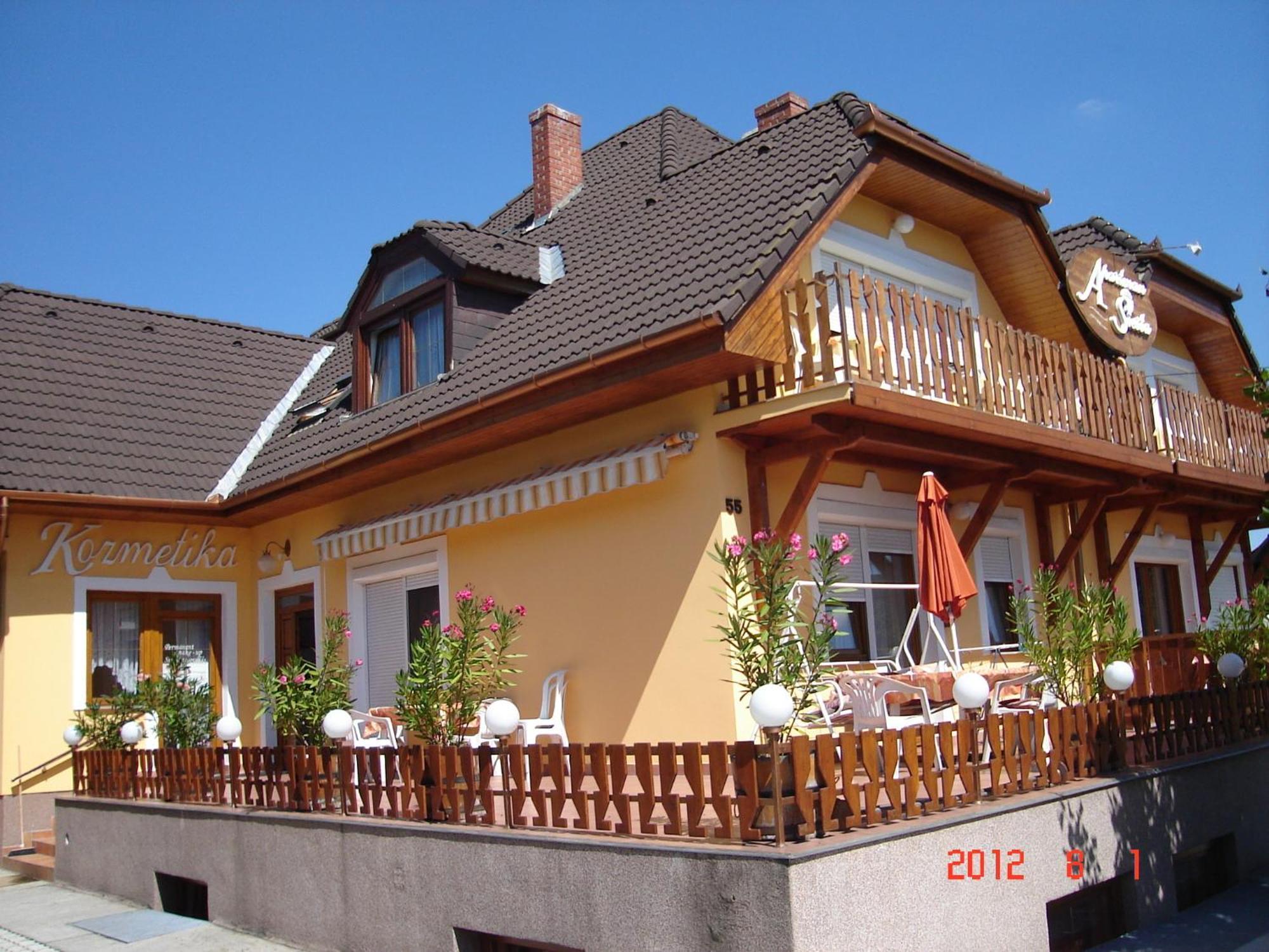 Apartman Siesta Buek - Buekfuerdo Extérieur photo