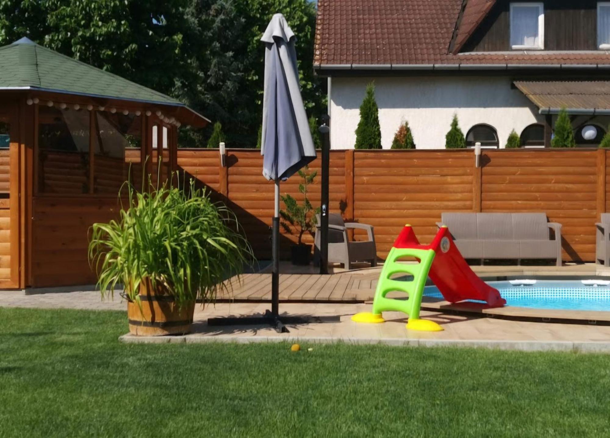 Apartman Siesta Buek - Buekfuerdo Extérieur photo