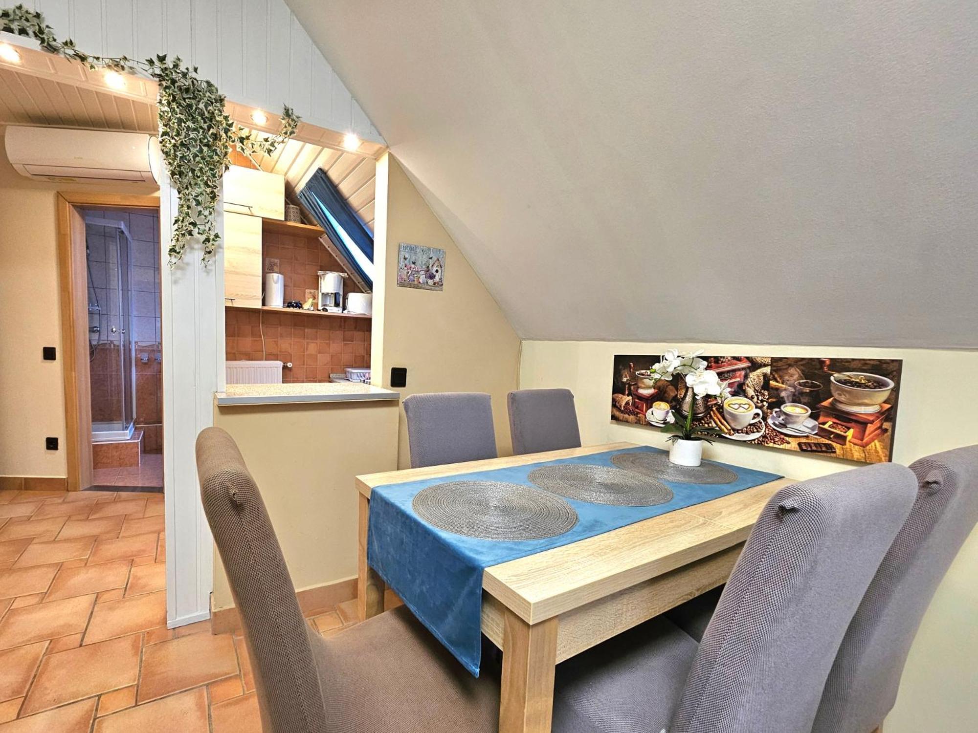 Apartman Siesta Buek - Buekfuerdo Extérieur photo